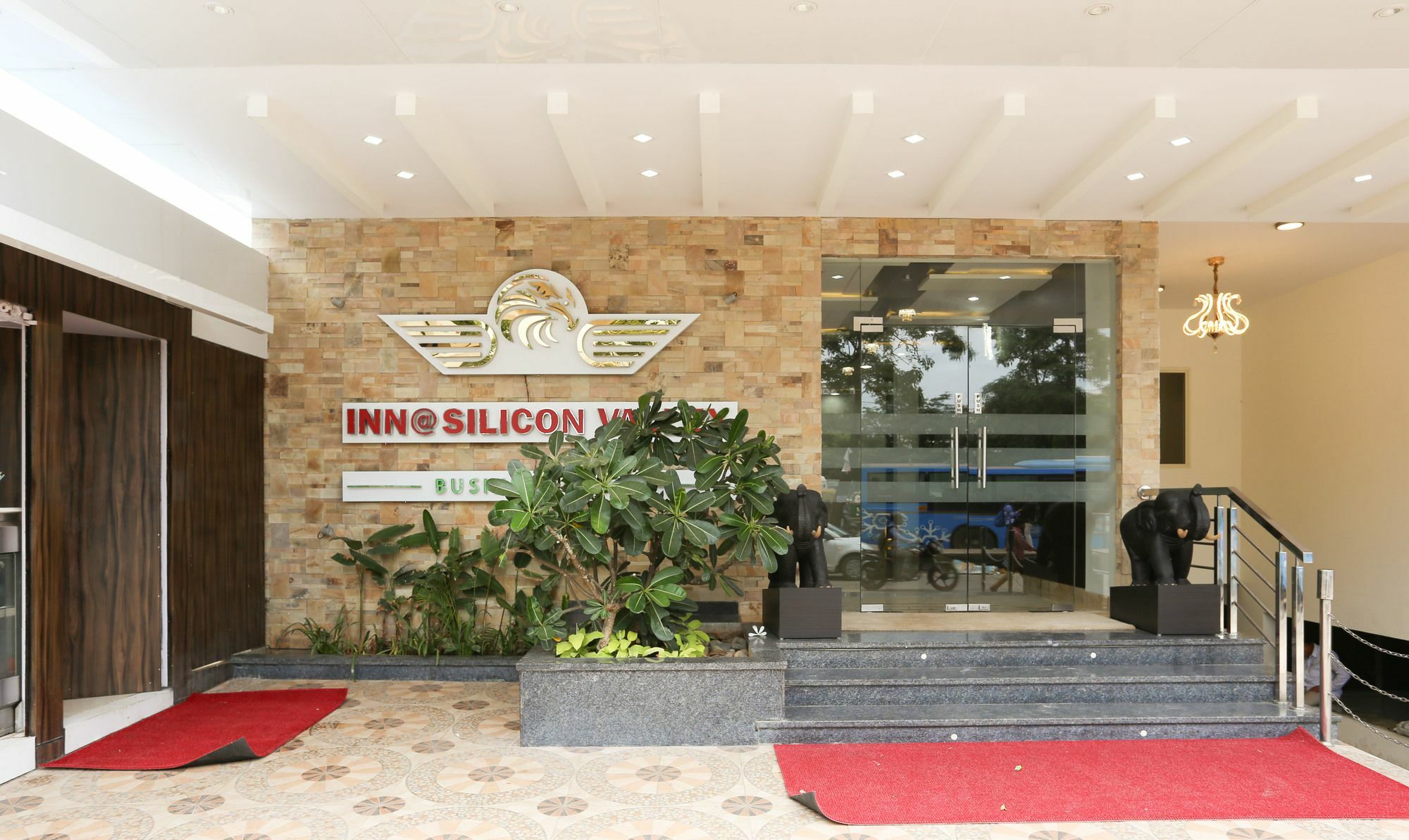Treebo Silicon Valley Hotel 3*
