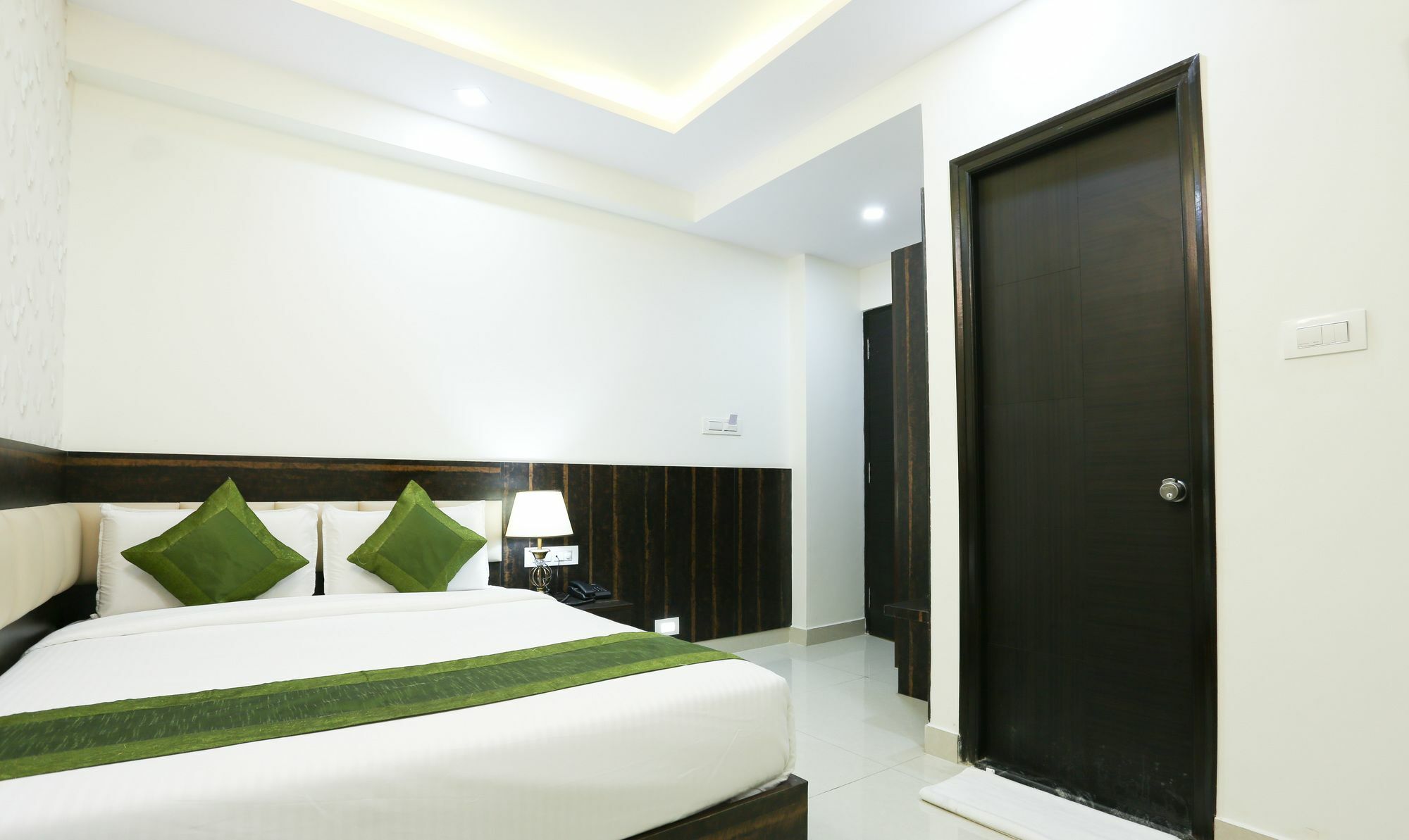 Treebo Silicon Valley Hotel 3*